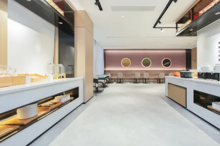 Ni Hao Hotel (Wuhan Renmin Qichecheng) Отели рядом с достопримечательностью «Wuhan Business College»