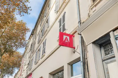 Appart'City Confort Niort Centre Hotel dekat GÉRÉDIS Deux-Sèvres