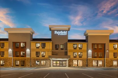 Fairfield Inn & Suites Cedar Rapids North Отели рядом с достопримечательностью «Колледж Ко»