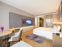 Lavande Hotel (Shenyang Shenbei University Town Normal University Wanda Plaza Branch) Hotels near Shenbei