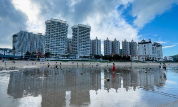 Gold Coast Left Bank Hotel