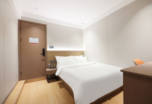 즈탕위에 호텔 신지에커우 지점