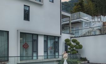 Yuanwu·TOWU Hot Spring Designer Meisu (Anji Yunshang Grassland Store)
