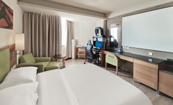 Yaxin Electric Sports Hotel (Longgang Shuanglong Branch)