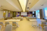 Manman Yunhai Hotel (Jinzhou Central Avenue Railway Station)