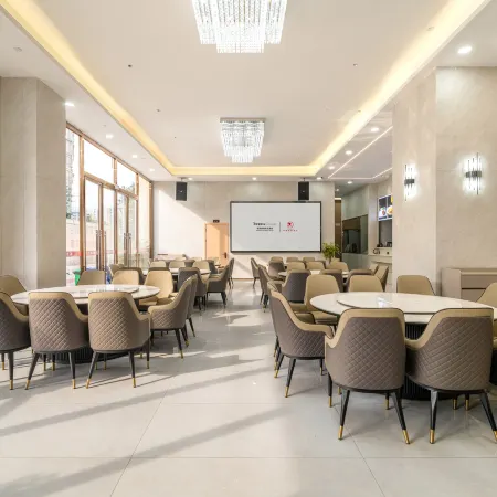 Jifeng International Hotel (Nanbu County  Branch)