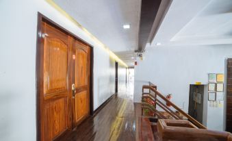 RedDoorz Near San Juanico Bridge