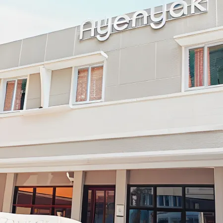 Nyenyak Inn Senayan | Benhil