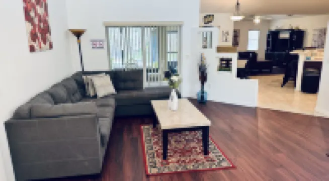 Cozy, Private Home Close to the I95 Exit 284