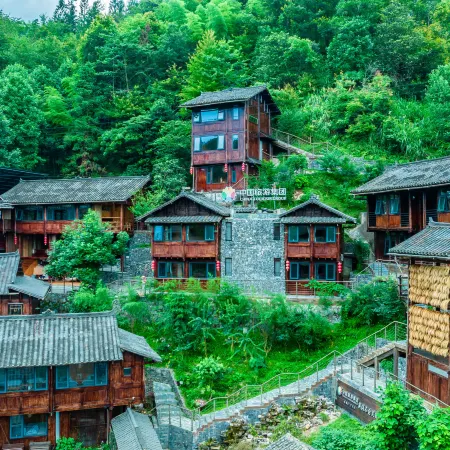 Huanggang Hecang Granary Inn