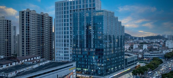 ReMAX Remai E-Sports Hotel (Cixi Downtown Area) Hotels in Cixi