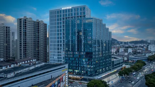 ReMAX Remai E-Sports Hotel (Cixi Downtown Area)