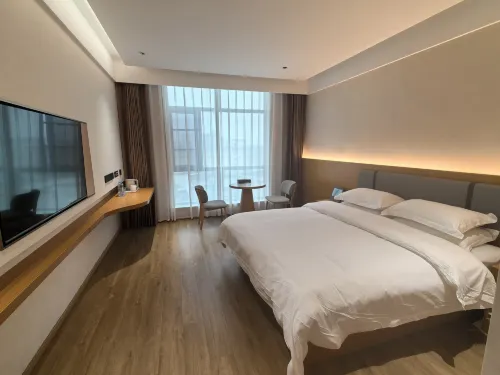 Qianshan Henghua Grand Hotel Hotels in Qianshan