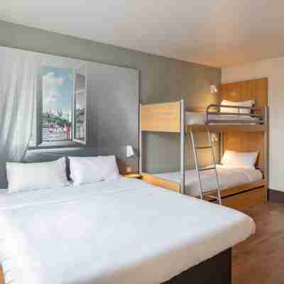 B&B Hotel Lyon Grand Stade Meyzieu Rooms