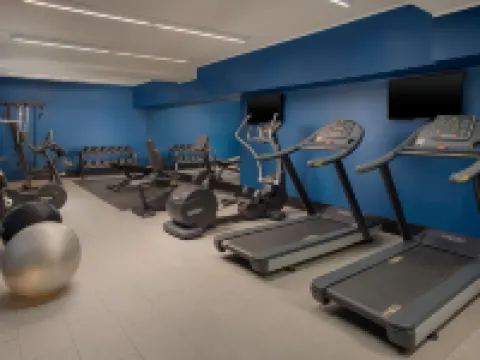 NH Trieste トリエステのホテル