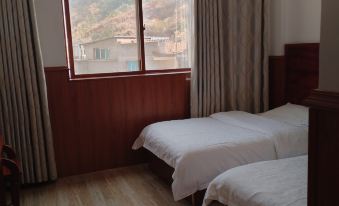 Honghe Business Hotel