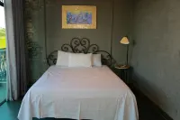 Lavender Hotel 202 Nam Đuống, Thượng Thanh, Long Biên Các khách sạn ở Từ Sơn