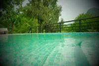 Fanjing Mountain fanchen · Qishe - Rooftop Pools