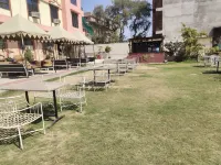 Hotel Maharani Resort & Bar near Jaipur Airport - Bintang 3