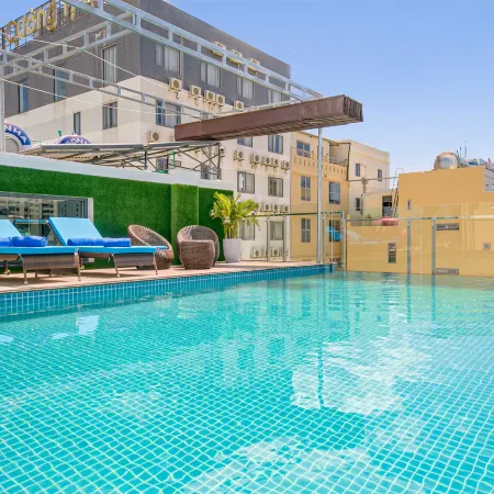 Celina Hotel & Apartment