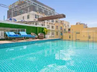 Celina Hotel & Apartment - مسبح غير متناهي
