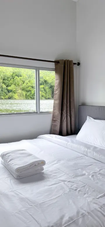 ห้องซูพีเรียร์ มีวิวแม่น้ำ(เตียงคิงไซส์)