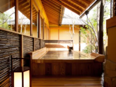 湯布院 山灯館 由布のホテル