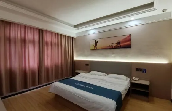 華庭連鎖酒店（德州平原汽車站店）