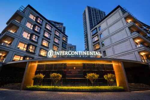 InterContinental Hotels SHANGHAI JING'AN SERVICED APT. by IHG