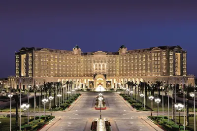 فندق الريتز Hotels near Halban Street