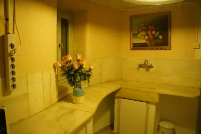 Comfortable Family maisonette 2 rooms2 beds Centre Hotels in Victoria