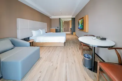 ORANGE CRYSTAL PHOENIX HOTEL Hotels near Her ancestor King Temple Quan