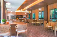 Spring Mountain Willow Meets Homestay Отели в г. Цзинчжай