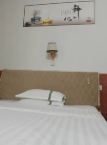 Yingjun Hotel in Wugang City