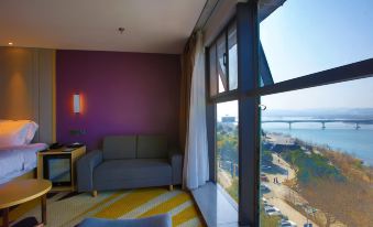 Lijin Hotel (Danjiangkou Dam Branch)