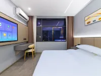 Tongchuang Ejia Chain Hotel (Gushi Xinhe Century City Store) Hotels near Fanguo Old City Ruins