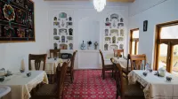 MUSLIMA HOTEL BOUTIQUE - Breakfast
