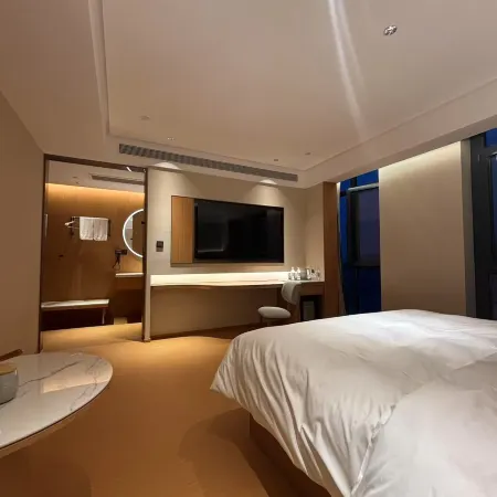 Qingdao Quanyi Hotel (Xinduxin Qingjiang Road Metro Station Branch)