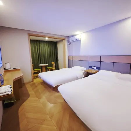 Chicheng Yijia Express Hotel (Zhangjiakou Chicheng Bus Station Branch)