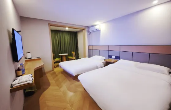 赤城憶家快捷酒店（張家口赤城汽車站店）