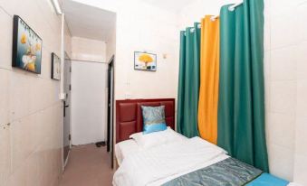 Youth Apartment (Xiayuan Subway Station Branch)