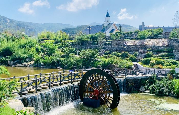 Yingzhigu Holiday Hotel
