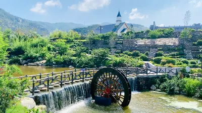 Yingzhigu Holiday Hotel