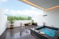 Nayeshanhe Vacation Homestay (Nalati Scenic Area Branch) - น้ำพุร้อน