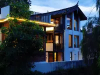 Lijiang Ruixi Xijianshu Yinluxury Fragrance Hotel Hotels near Sifang Street