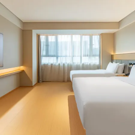 JI Hotel (Karamay Youjian North Road Food Street)