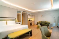 ARTOTEL Living World Kota Wisata Hotel dekat Curug Anak Cai Cileungsi