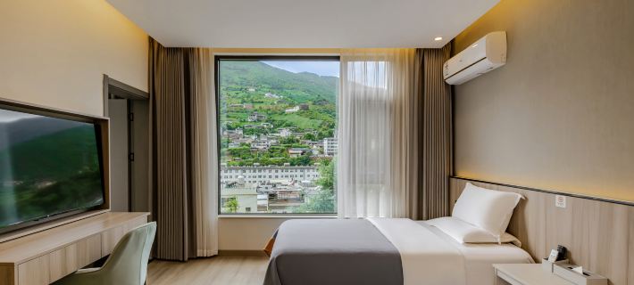 Nuo Dengyunshu Inn Hotéis em Condado de Yunlong