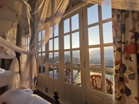 4000Dao - A Hilltop Hideaway & Experience