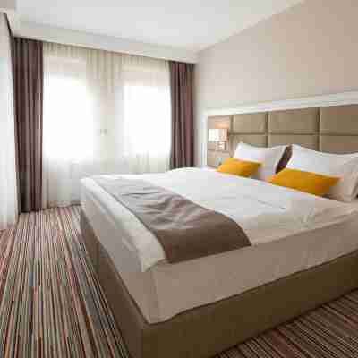 Hotel TESLA - Smart Stay Garni Rooms